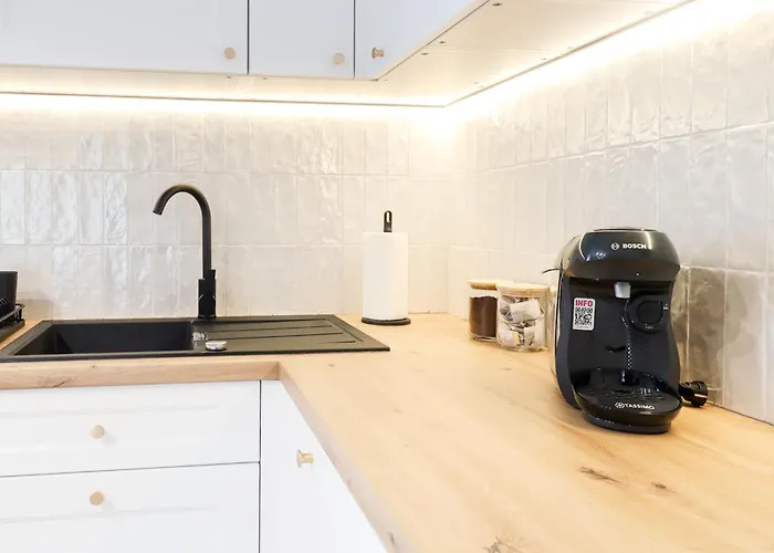 Apartment Prime Center Point