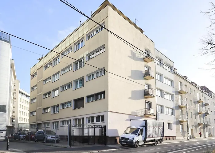 Prime Center Point Apartment *